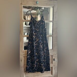 Daily Ritual | Elegant Marble Print Dress